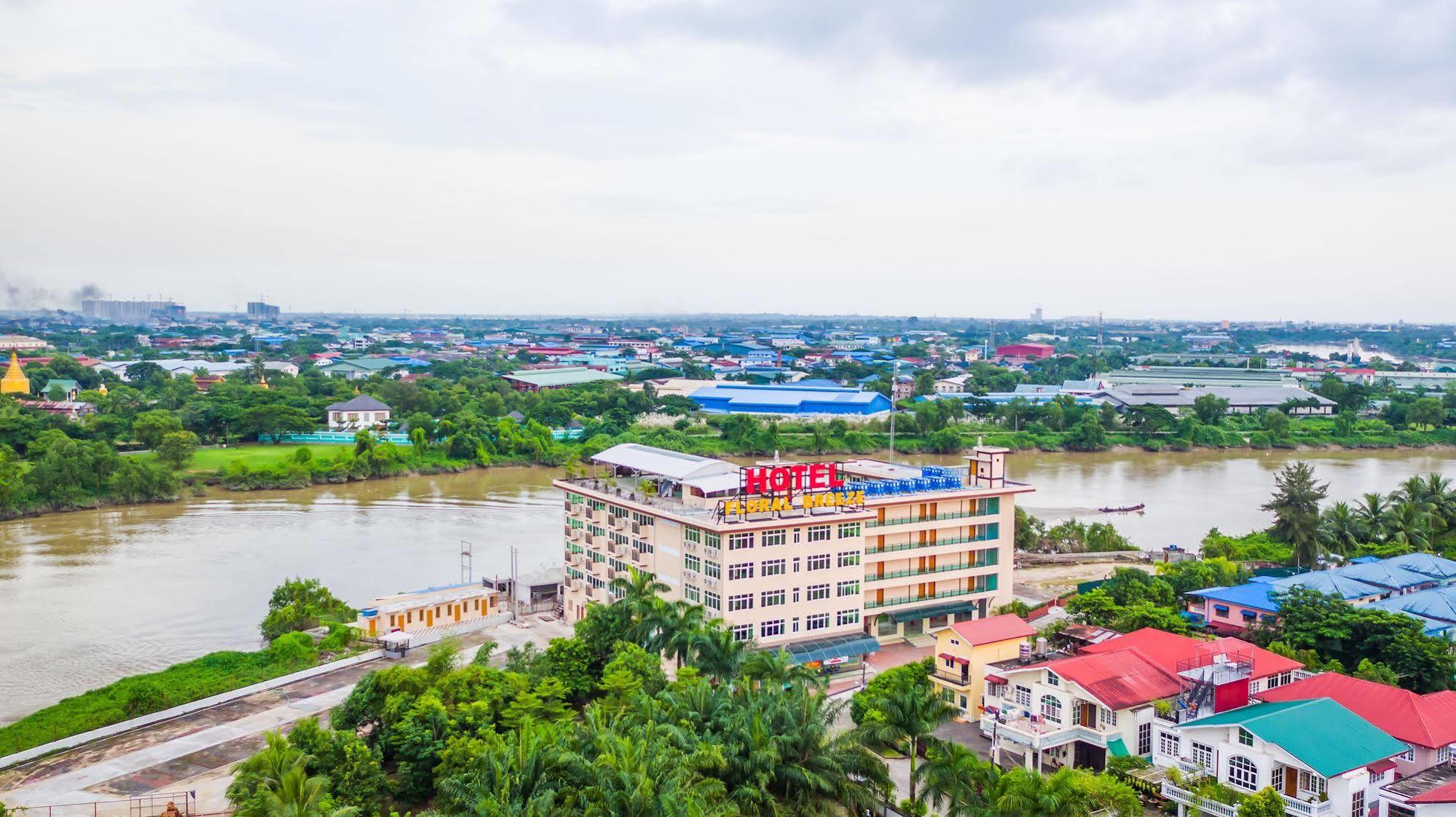 Hotel Sincere Smile Янгон Экстерьер фото