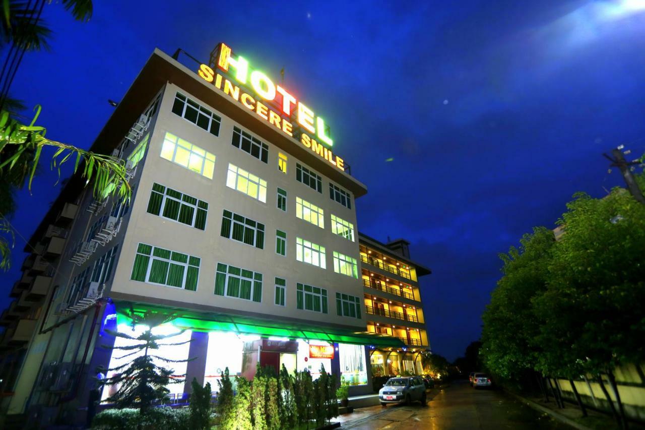 Hotel Sincere Smile Янгон Экстерьер фото